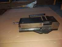 Imadlo maszynowe CNC HILMA 125 hydrauliczne 30kg
