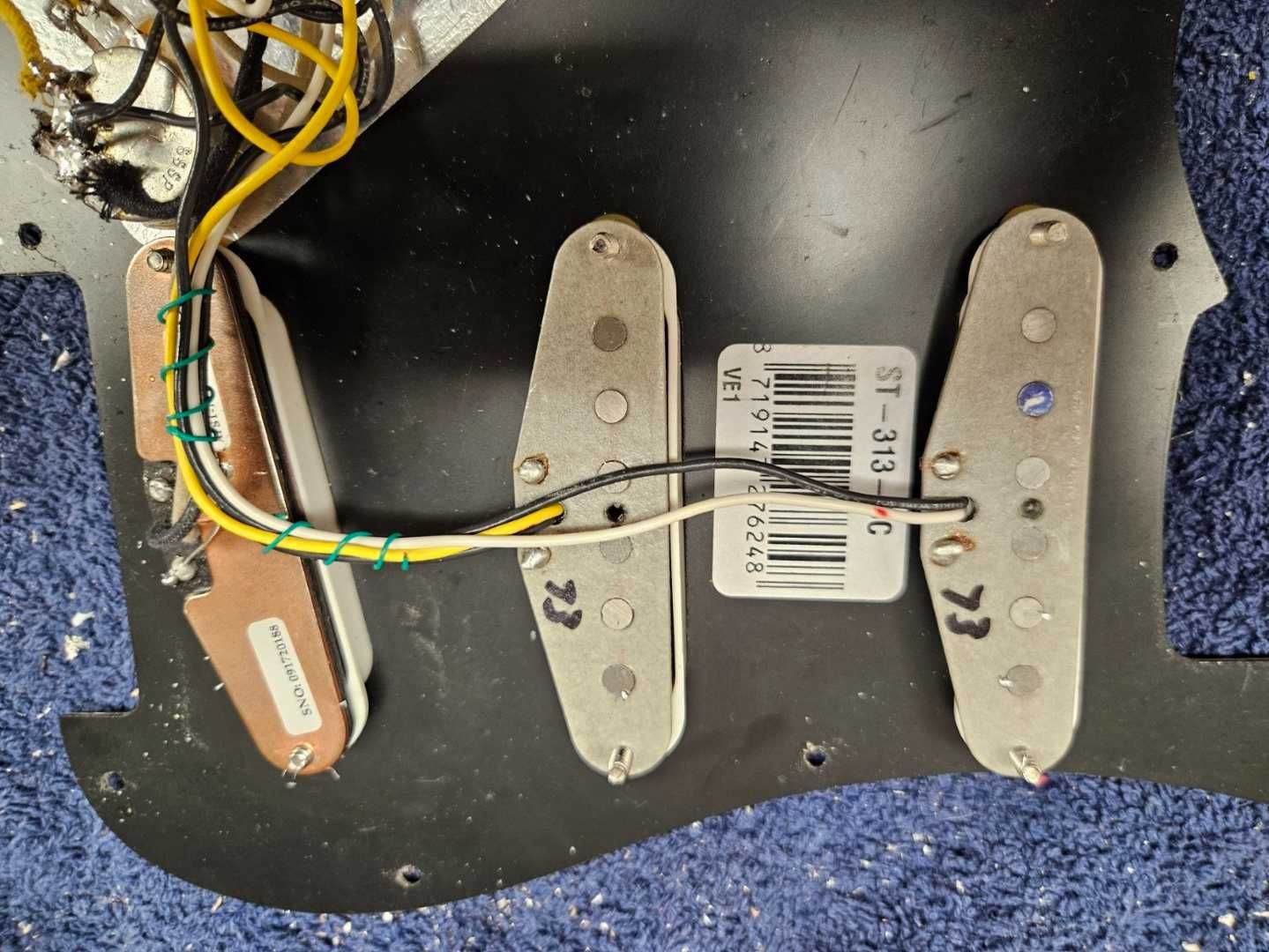 Pickguard z przetwornikami Fender Pure Vintage 73' i SD Twang Banger