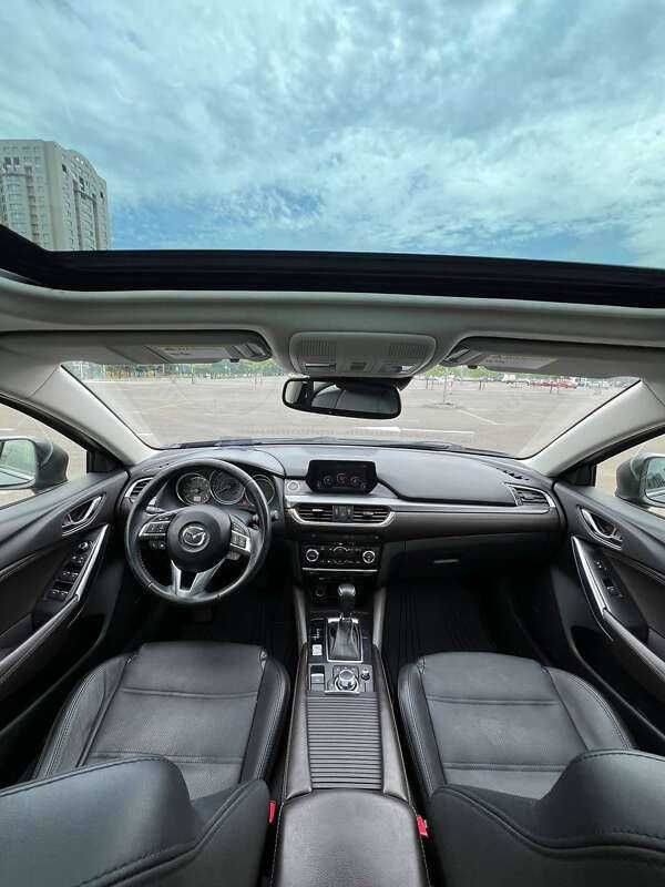 Mazda 6 2015 2.5 бензин автомат