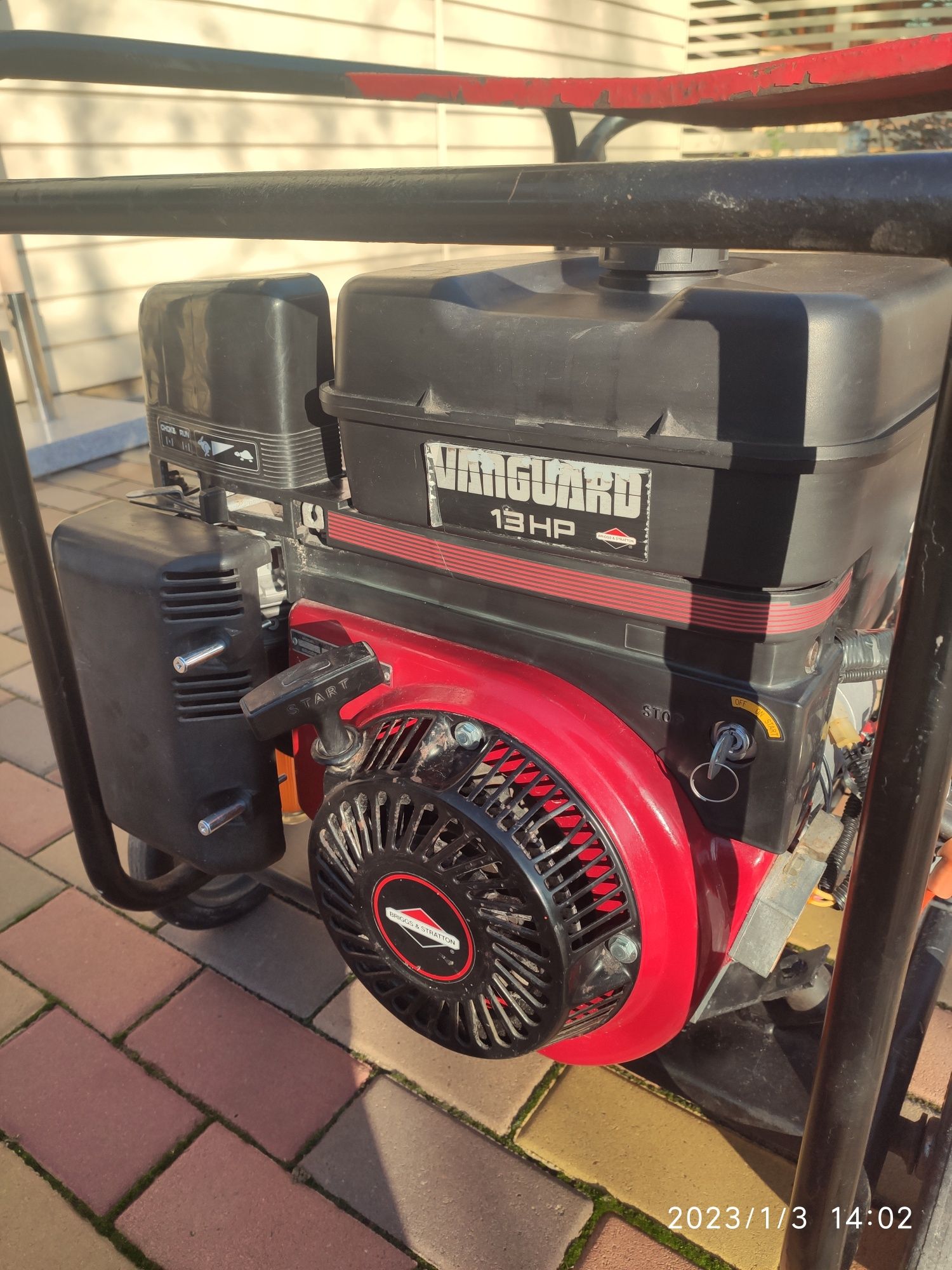 Продам генератор  4-5 кВт.  BRIGGS & STRATTON