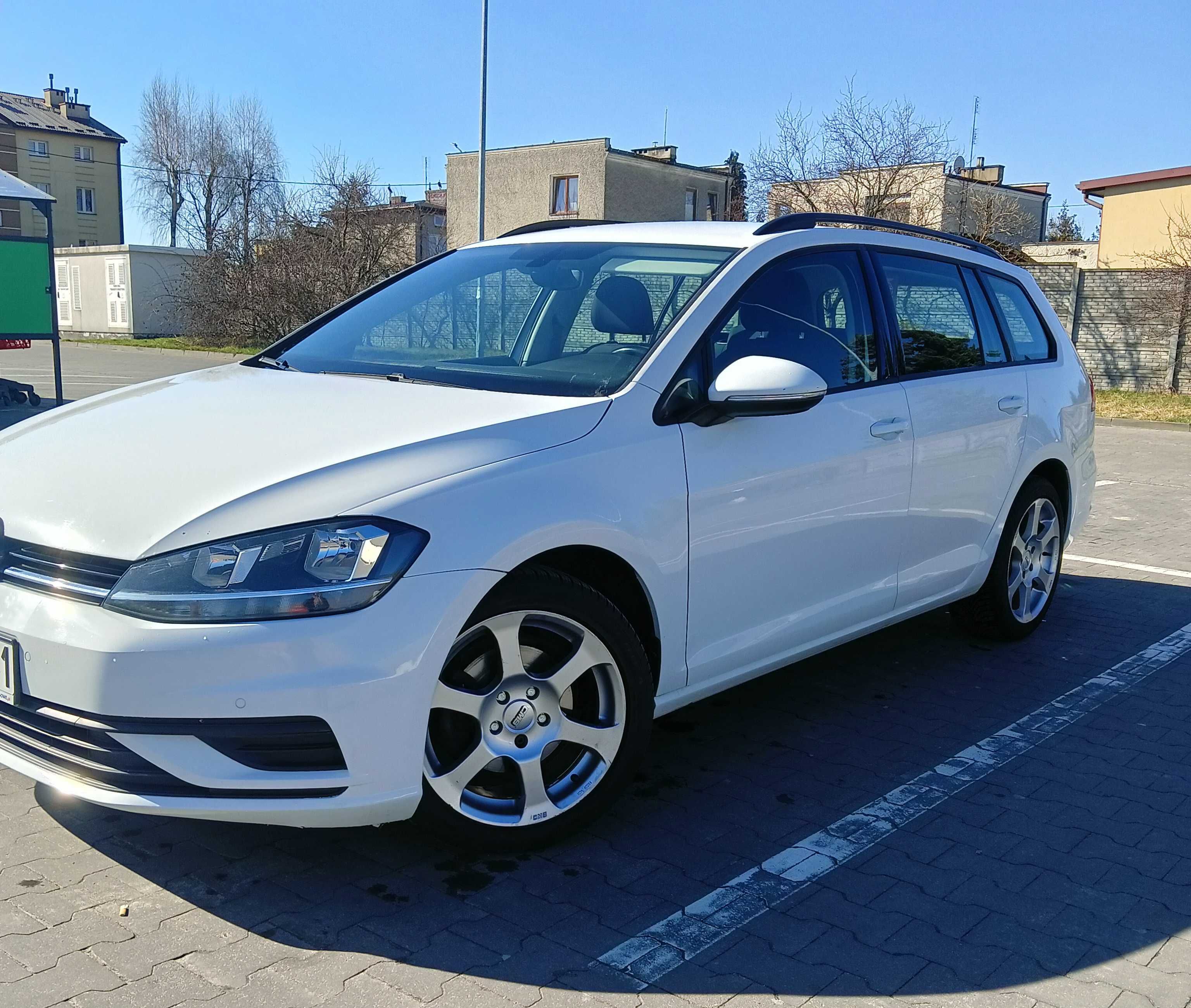 Volkswagen Golf 7 , 1.6 TDI  , 2020 r.             Do poniedziałku