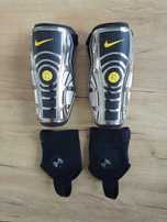 Nike Total 90 ochraniacze piłkarskie retro vintage Football Total90