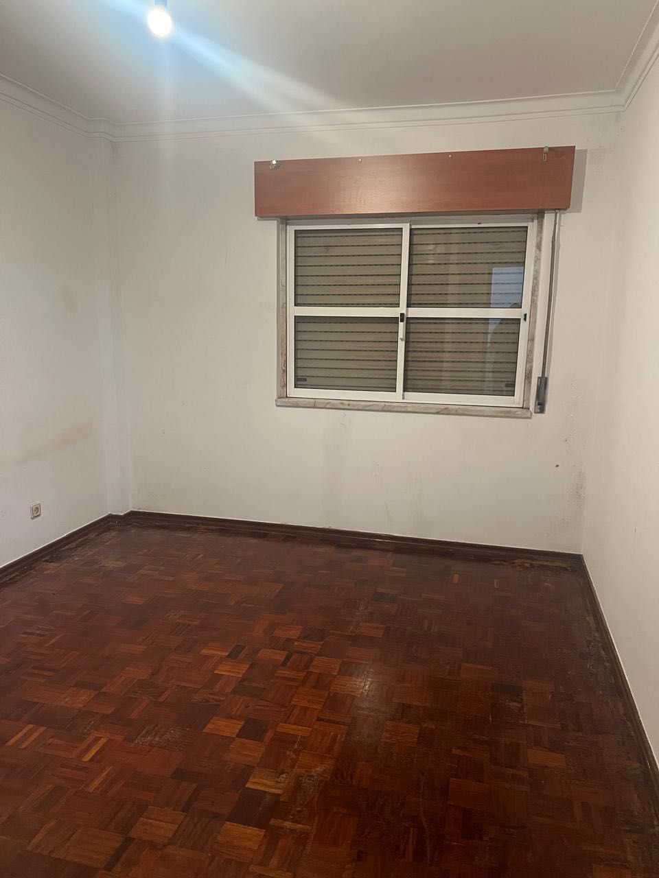 2 quartos para arrendamento /  Algueirão-Mem Martins