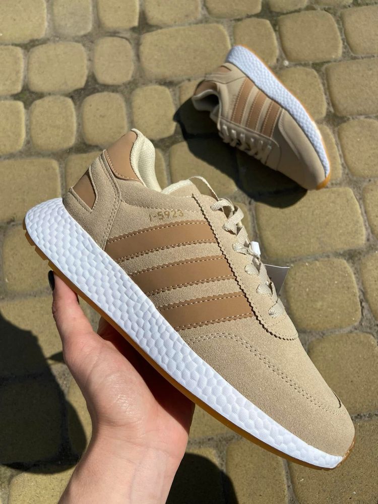 Чоловічі кросівки Adidas Iniki чорні,бежеві