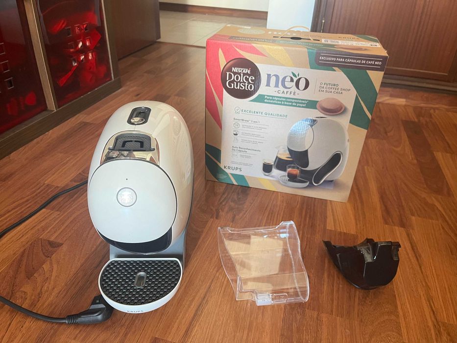 Máquina Café Dolce Gusto NEO