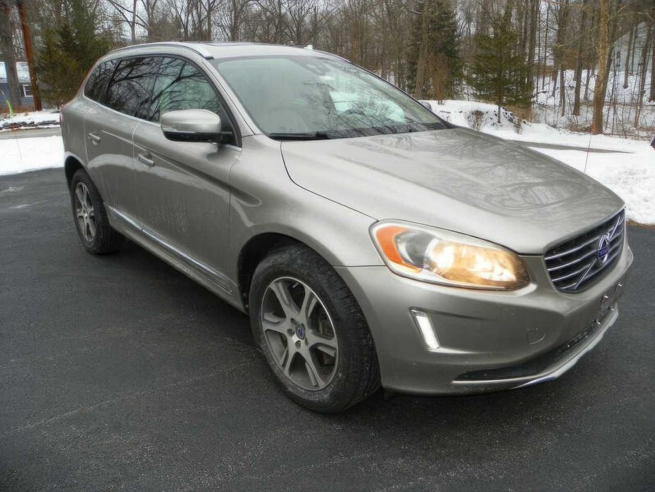 Volvo XC60 T6 Premier Plus      2015