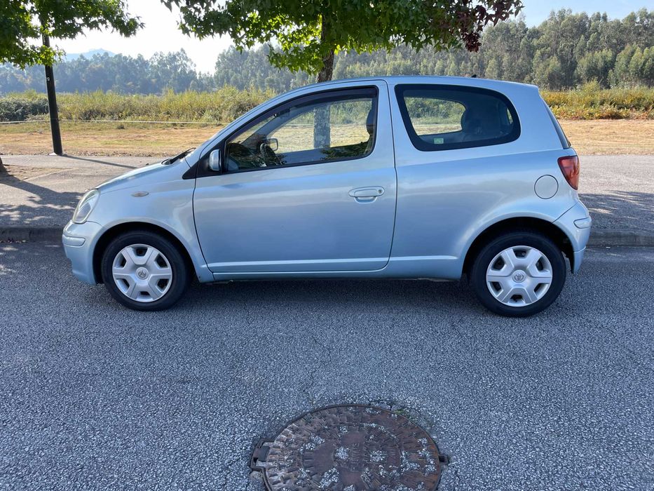 Toyota Yaris 1.3 VVTI - ABS - A/C