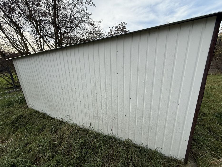 Garaż blaszak na budowę