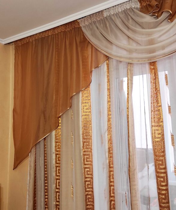 Тюль жакардова шифон в смужку з ламбрекенами на тесьмі 7,85 х 2,50