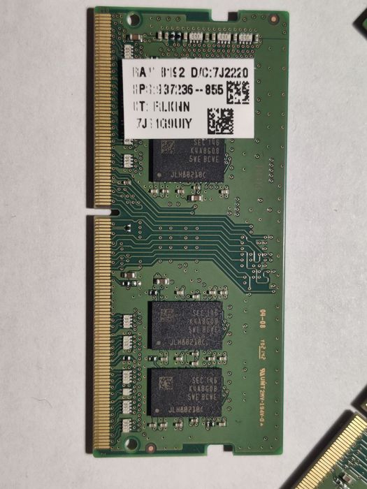Пам'ять Samsung 8GB SO-DIMM DDR4 3200 MHz (M471A1K43EB1-CWE)