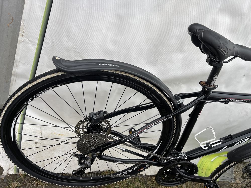 Фірмовий велосипед LAZARO на 28 колесах Гідравлічні тормоза на Shimano