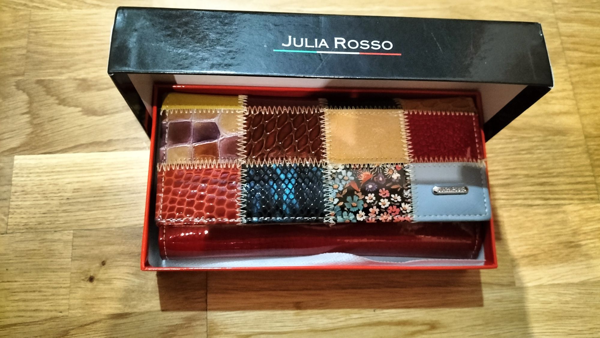 Duży portfel damski Julia Roso kolorowy lakierowany