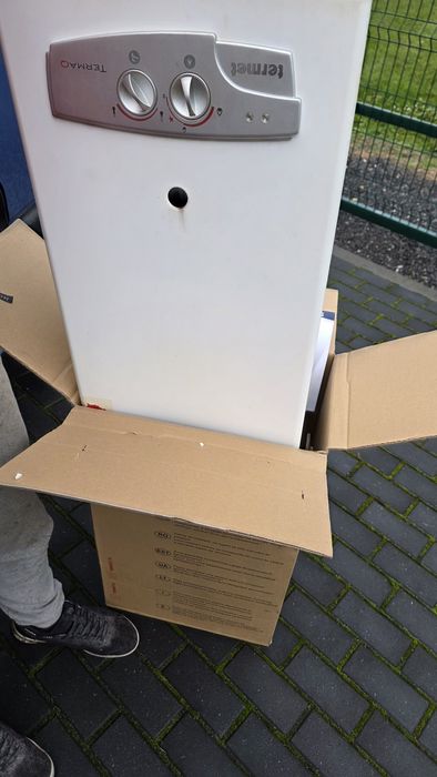 Sprzedam piecyk gazowy