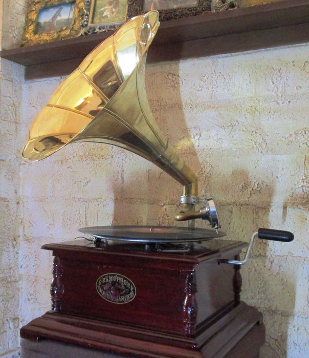 Grafonola antiga gramophone