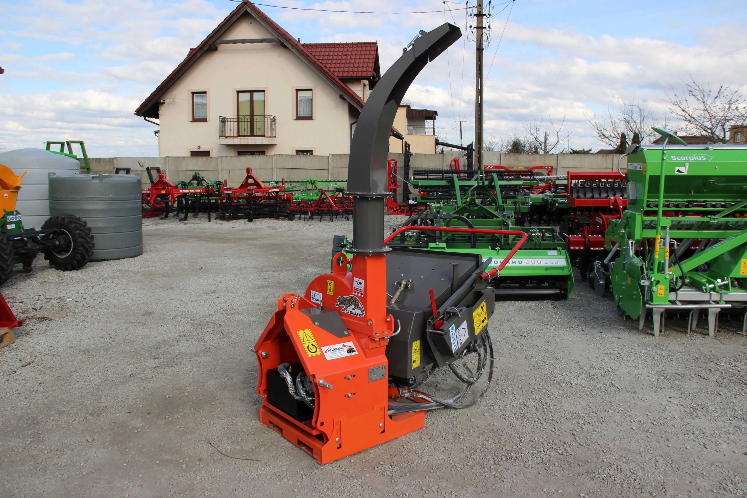 Rębak do gałęzi BX-52R Lampart sieczkarnia rozdrabniarka