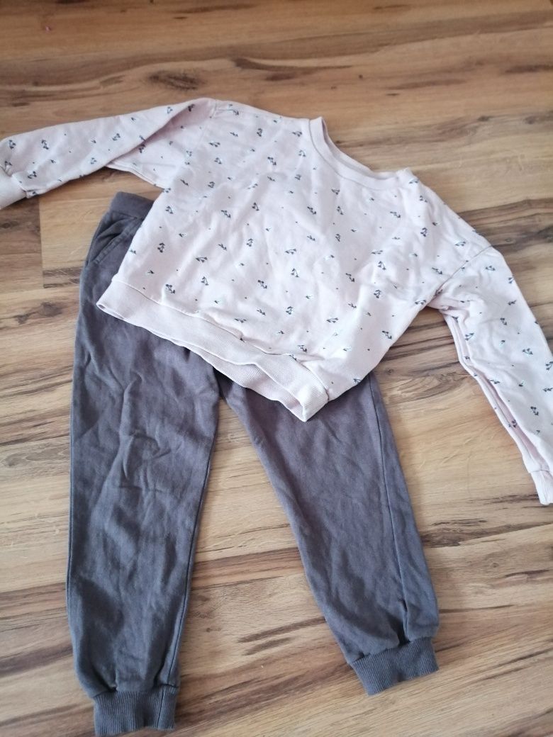 Komplet dres dla dziewczynki 122