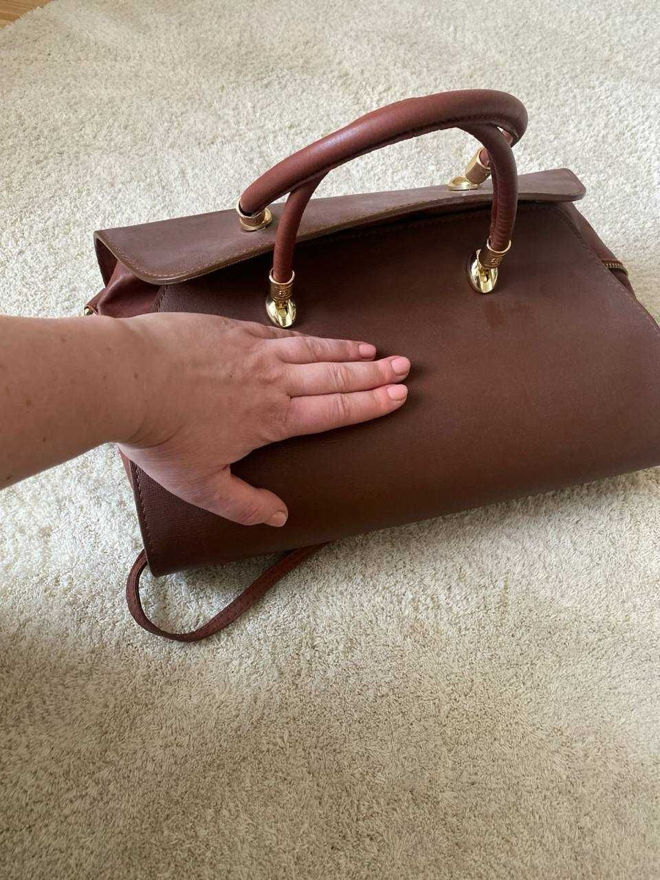 Шкіряна сумка коричнева