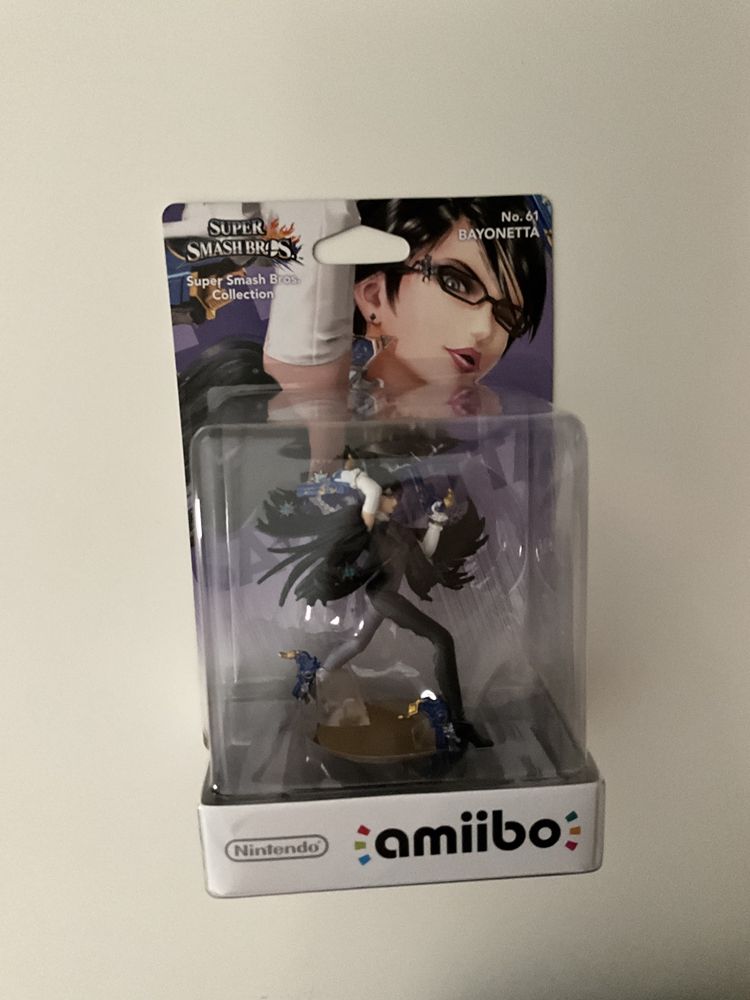 Bayonetta 2 + 1 (CIB) Soecial Edition Nintendo Switch + amiibo