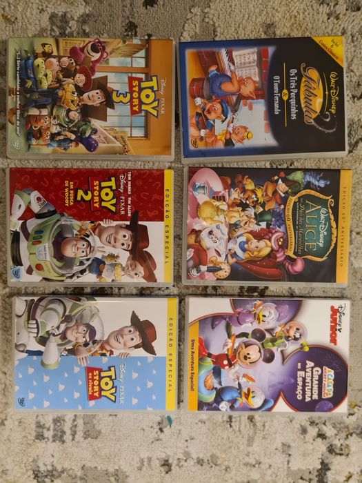 Vendo DVDs - infantil e adulto