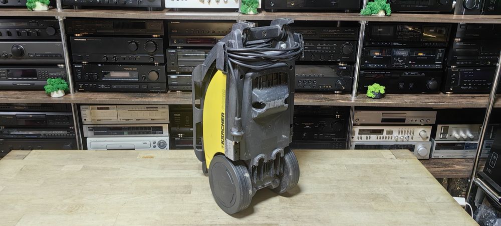 Мийка високого тиску Karcher 620m