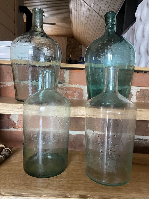 Булить винна, посуд