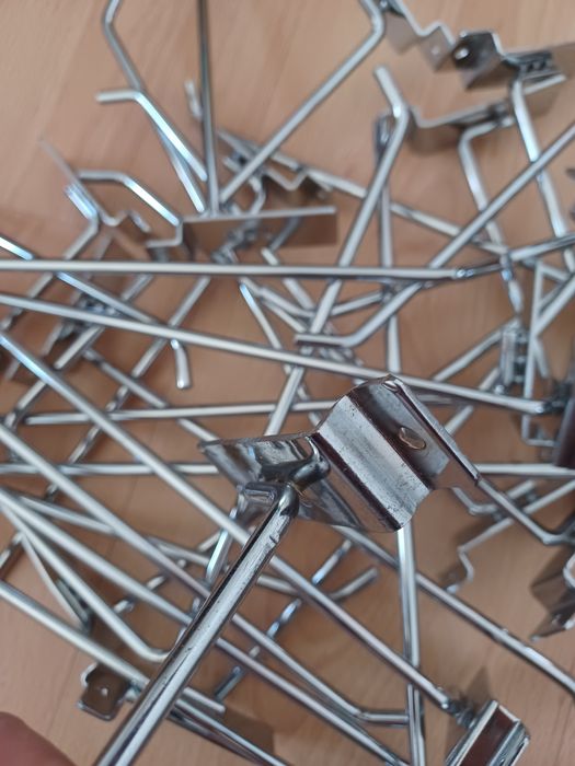 30 ganchos novos para loja