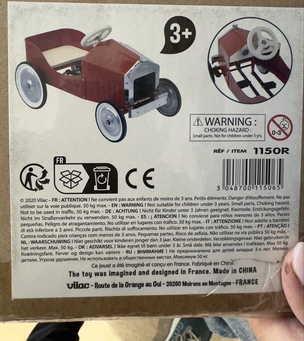 Carro a pedais Vilac Novo na caixa