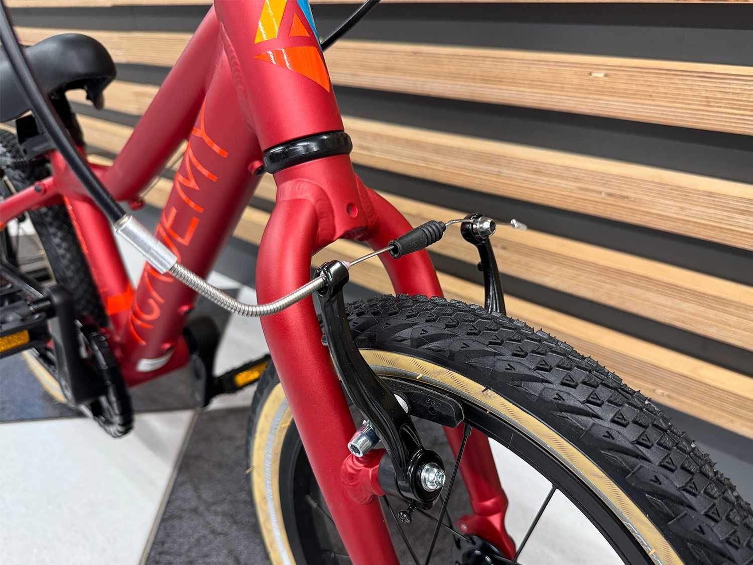 Rower dziecięcy ACADEMY 2 Red 14" KRAKÓW w ofercie kubikes puky