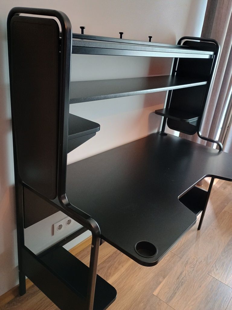 Biurko gamingowe IKEA