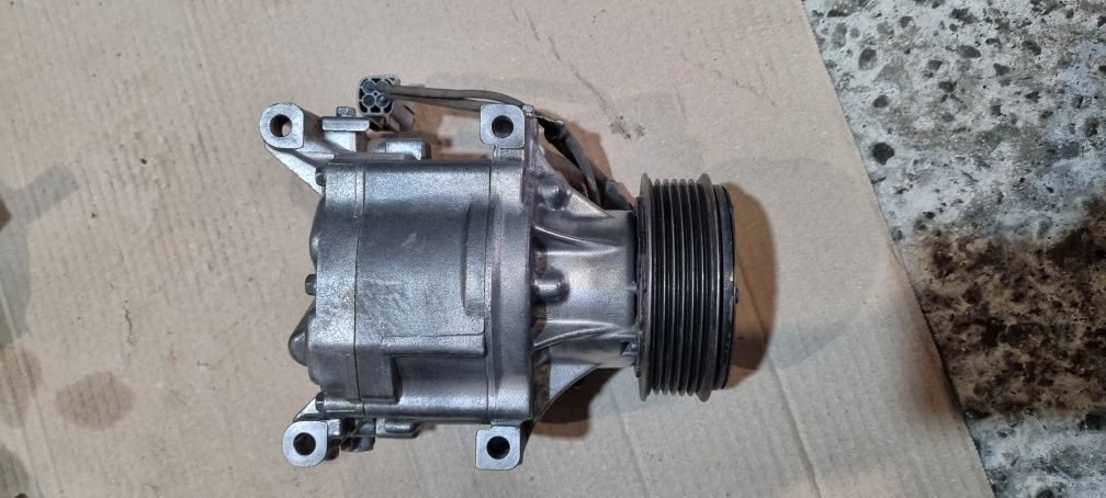 Компрессор кондиционера Toyota Corolla Verso 2002- 447260-7110
