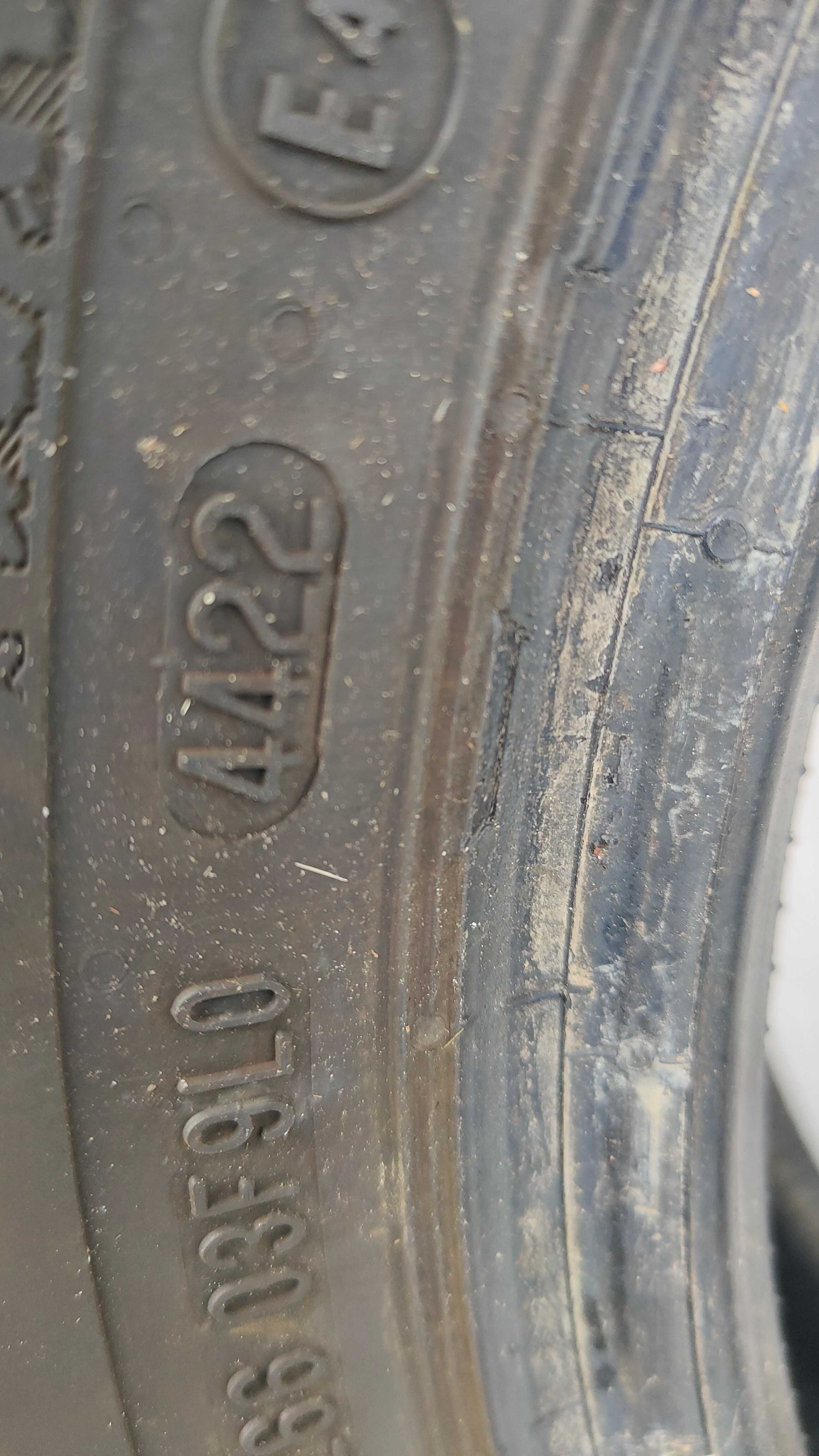 Opony Zimowe 185/65/15 Continental 4szt 8mm 2022r