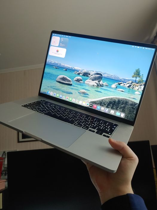 MacBook Pro 16' 2019 A2141 /i7 6-Core/16Gb RAM/512GB SSD/4Gb