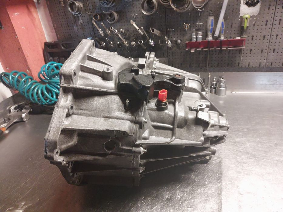 Skrzynia biegów Opel Vivaro Trafic 1.6 PF6050 PF6044 PF6048 PF6040