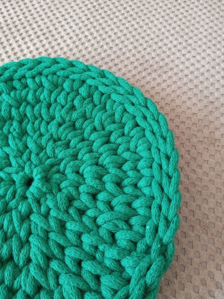 Podkładka ze sznurka bawełnianego zielona 21 cm