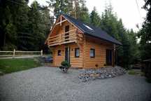 Drewniany domek w górach Słopnice Zacisze, Beskid wyspowy, Jurków,