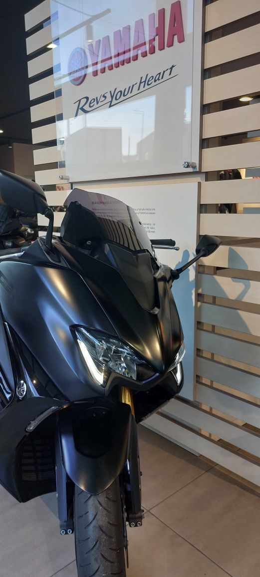 Yamaha Tmax 560 Tech Max