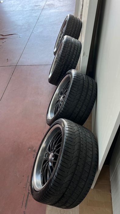 Jantes 19 com pneus P-ZERO