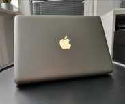 Apple MacBook 13 i5 8GB RAM 128GB SSD Stan Laptop Dobry+