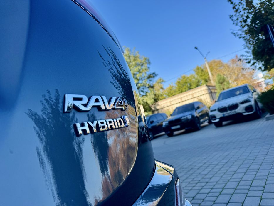 Toyota Rav-4 Hybrid