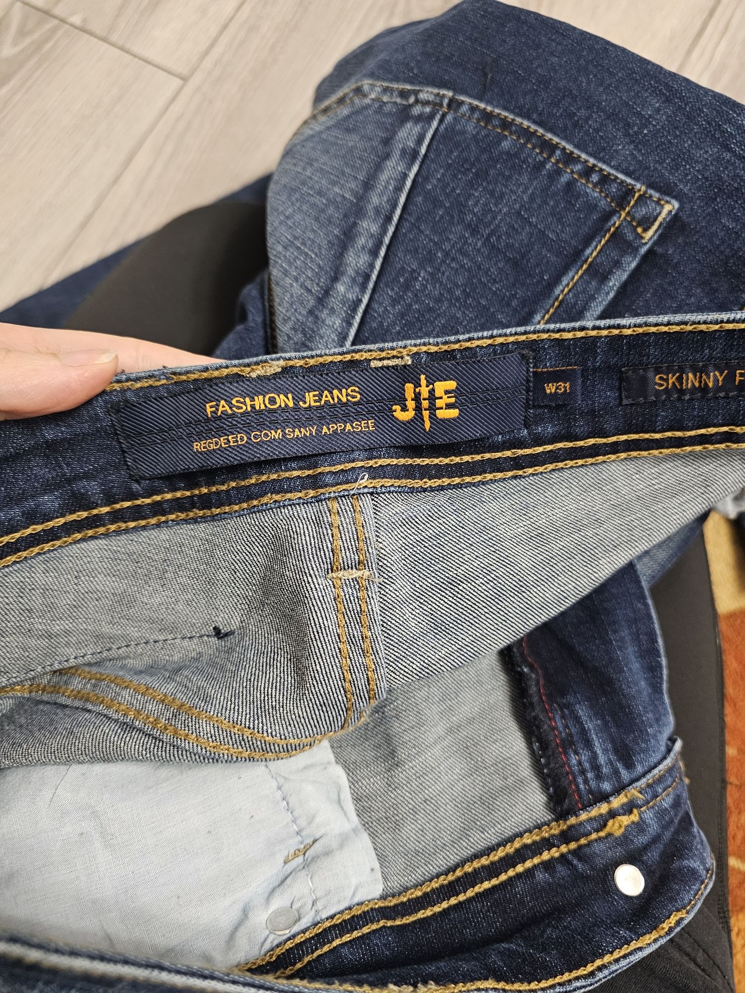 Нові чоловічі джинси 31 розмір