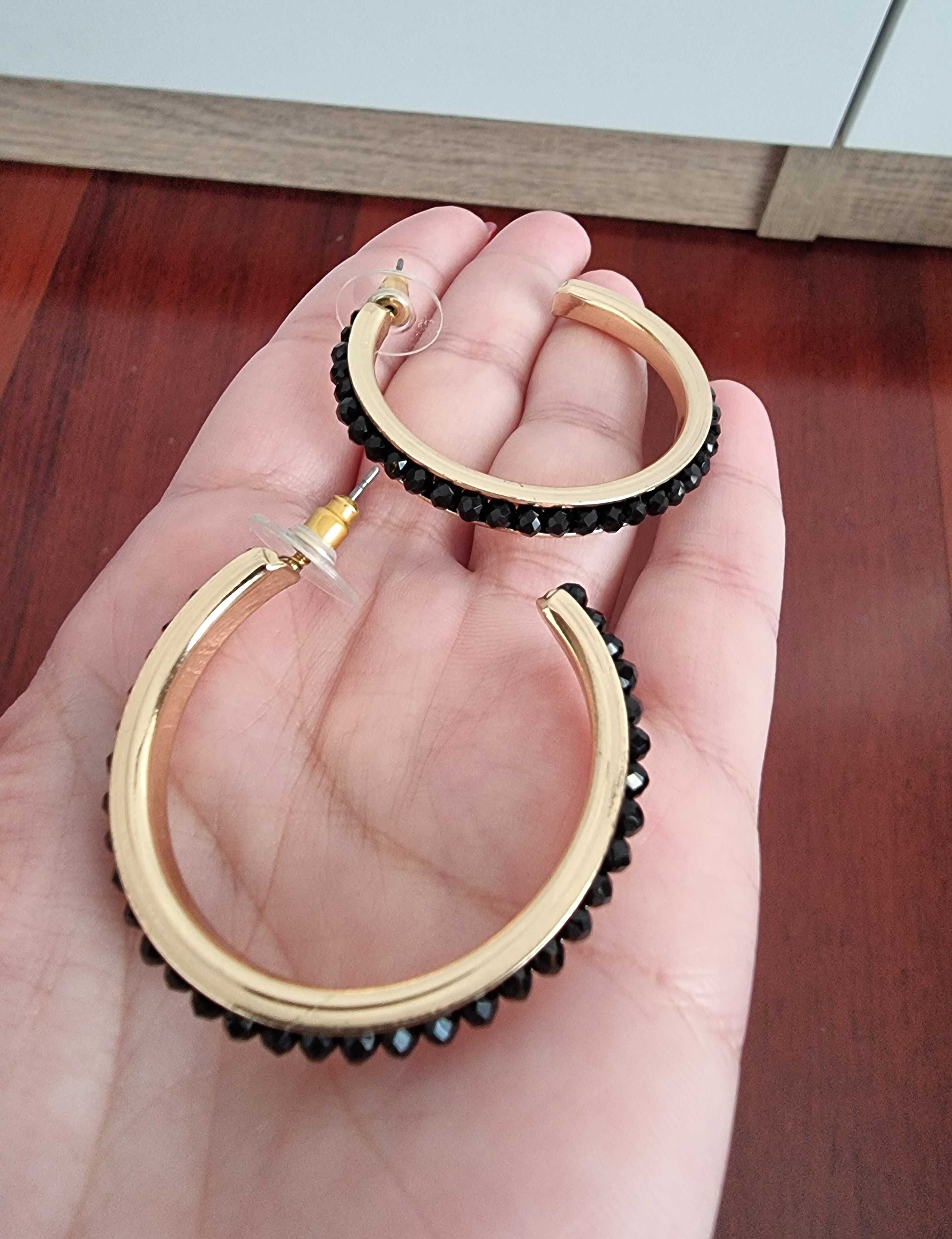 Argolas pretas e douradas Parfois
