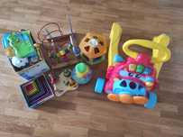Lote brinquedos bebé
