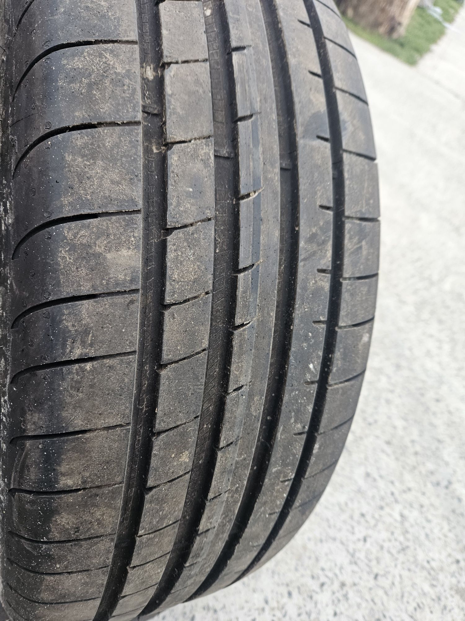 Шини Goodyear Eagle F1 Asymmetric 3 SUV 235/55 R20 105Y 24 року ідеал
