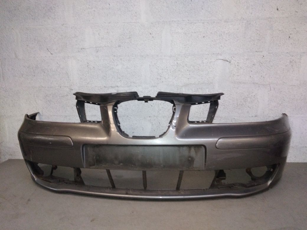 Vendo Para-choque de frente Seat Ibiza 6L ano 2002 /04