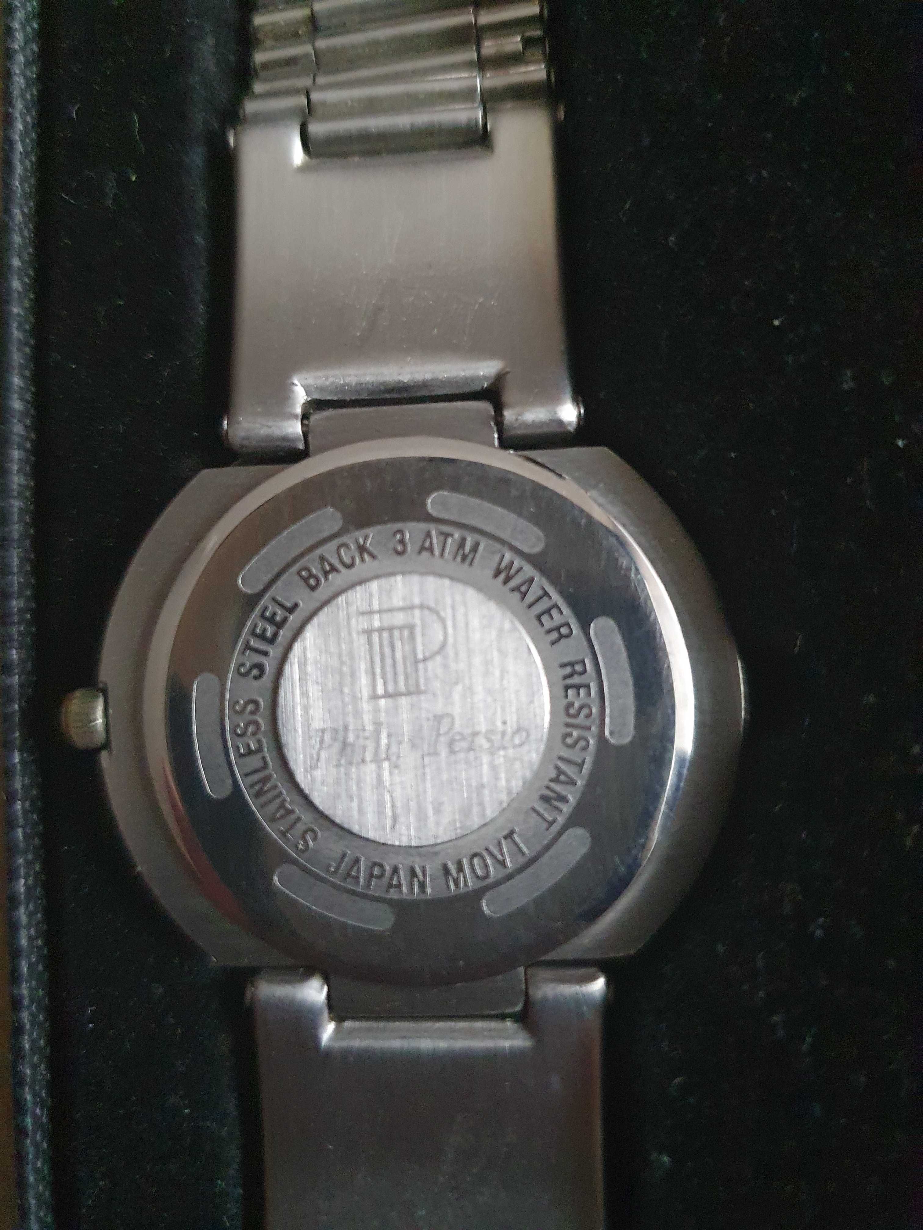 Zegarek wodoodporny na rękę ze stali nierdzewnej Philip Persio Quartz.