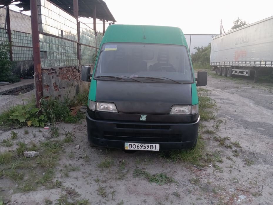 Бусик на повному ходу