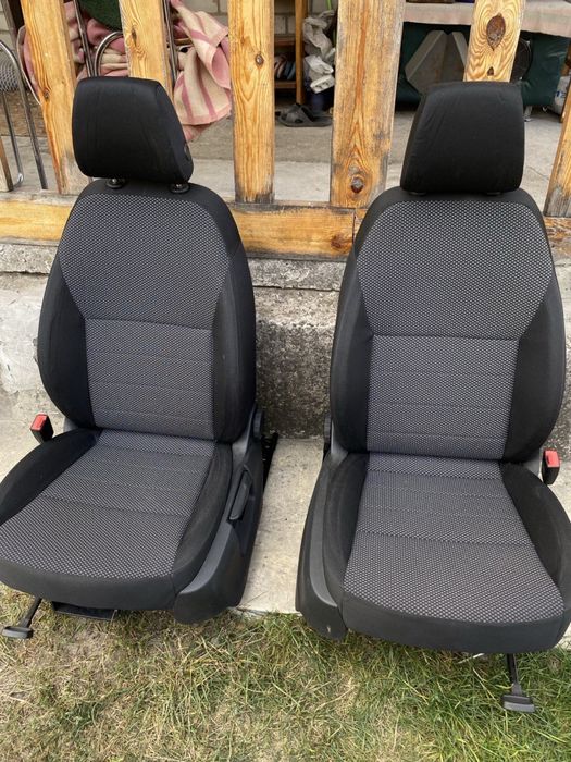 Продаю сидения на Skoda Oktavia A7
