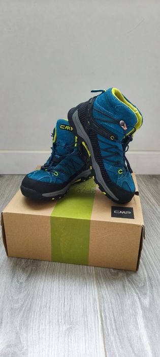 Продам хороші дитячі Ботинки