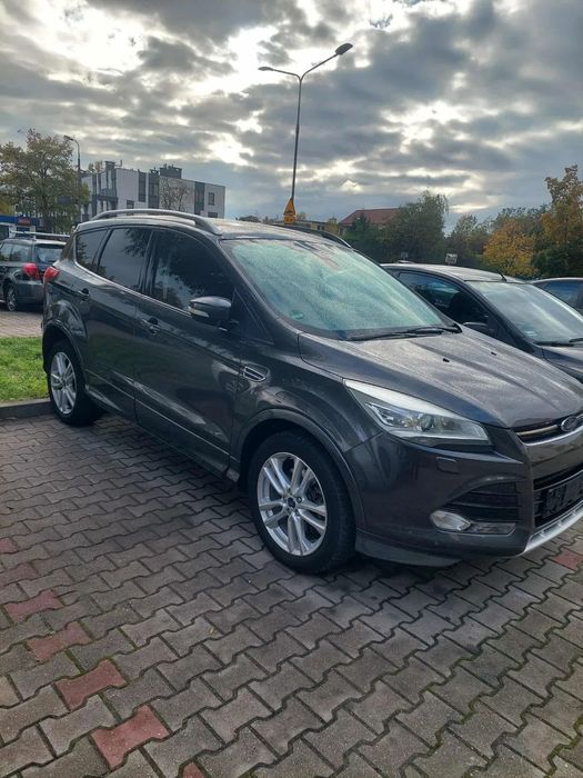 Ford Kuga Piękny FORD KUGA nowy akumulator, nowy hamulce
