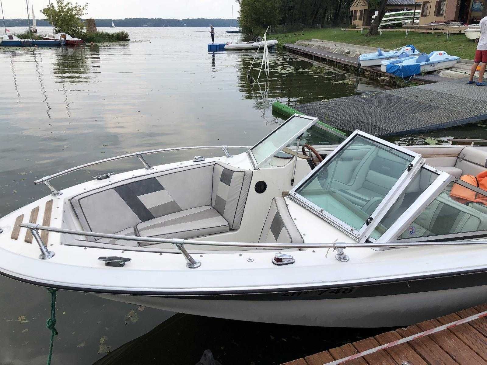 Sprzedam łódź Invander nie Rinker nie Bayliner silnik Mercuiser